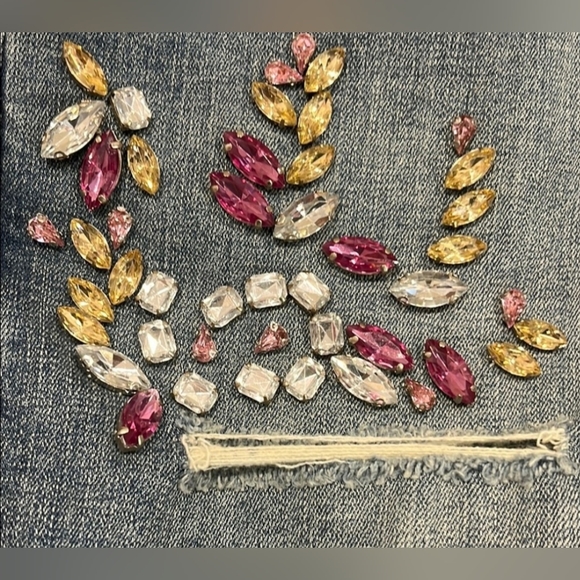 Express High Rise Distressed Rhinestone Embellished Shortie - Size 2 - Picture 5 of 8